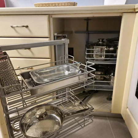 Empyreal Blue Chora 公寓